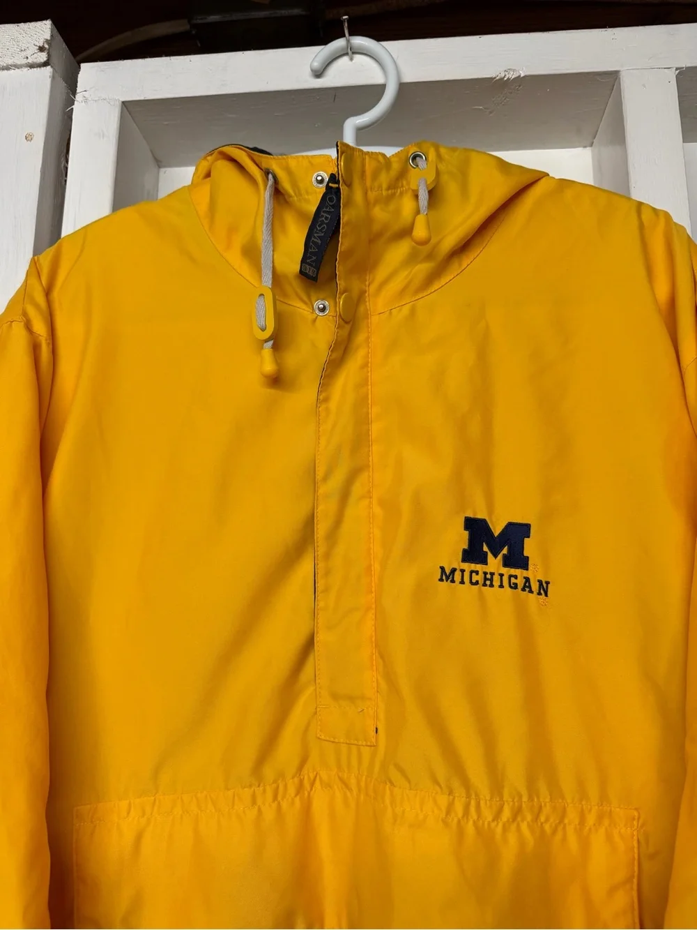 University Michigan Wolverines Vintage Yellow  Navy Oarsman Windbreaker Medium